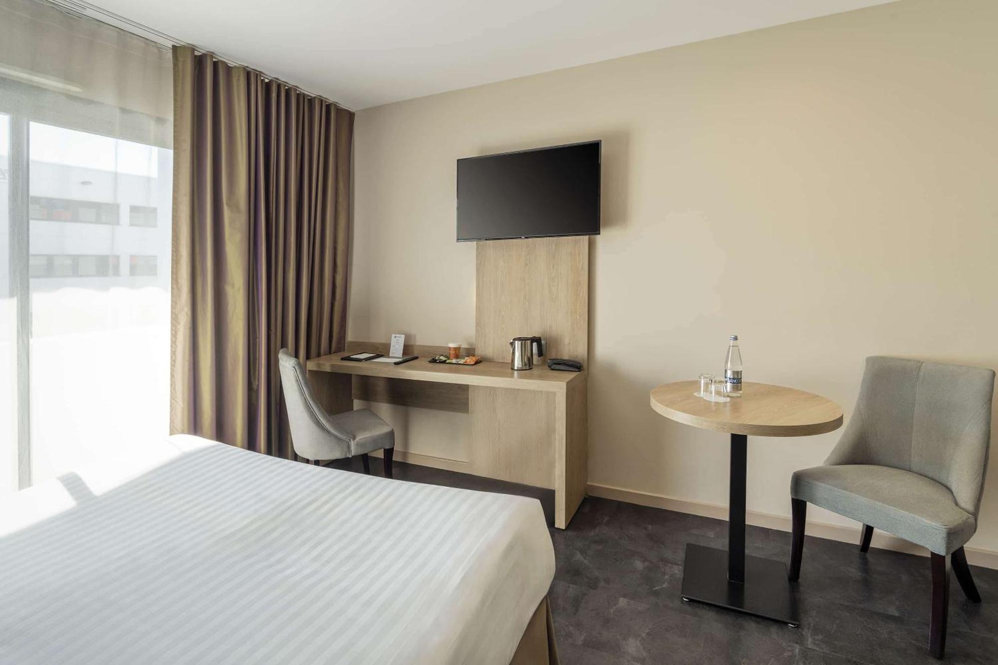 Best Western Les Aureliades Trignac Eksteriør billede