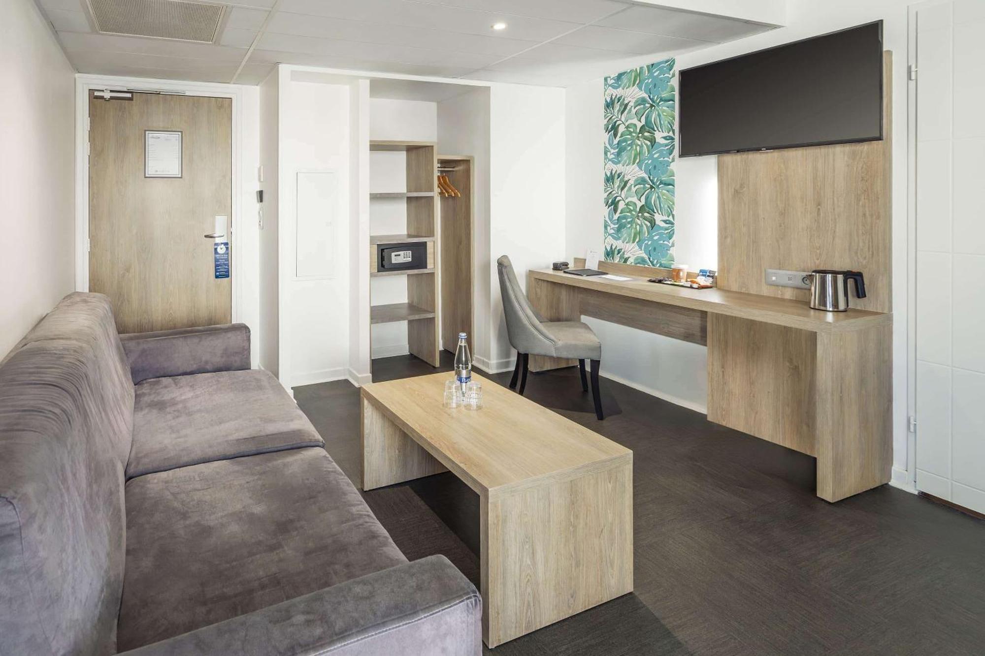 Best Western Les Aureliades Trignac Eksteriør billede