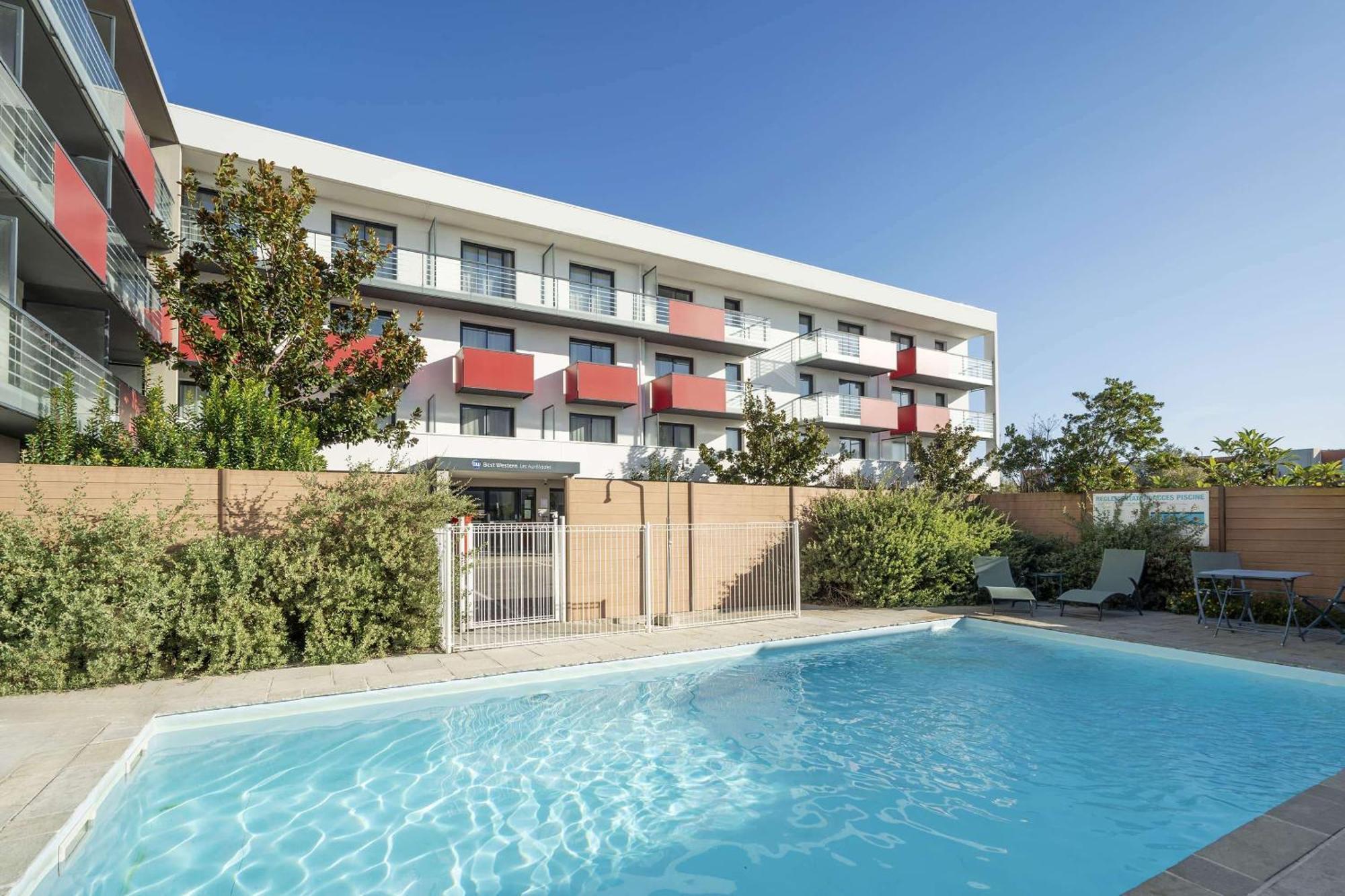 Best Western Les Aureliades Trignac Eksteriør billede